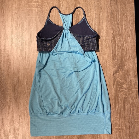 Lululemon No Limits Tank Top in Light Blue (Size 4) - Picture 2 of 2